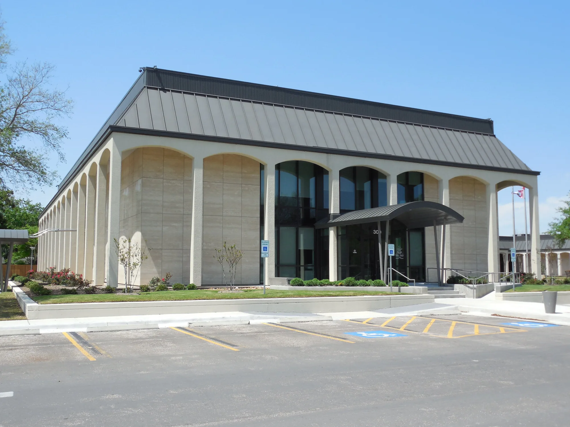 Commercial Roofing at UTMB Health League City Campus, League City, TX