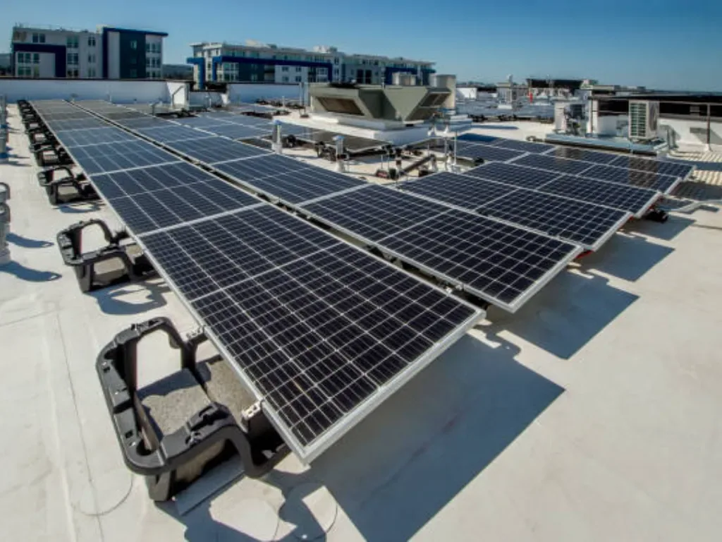 Solar-Ready Commercial Roofing in League City, TX